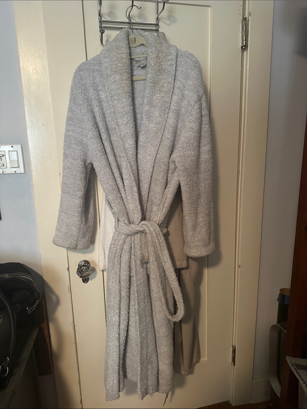 Barefoot Dreams CozyChic Robe in Light Grey - UNISEX